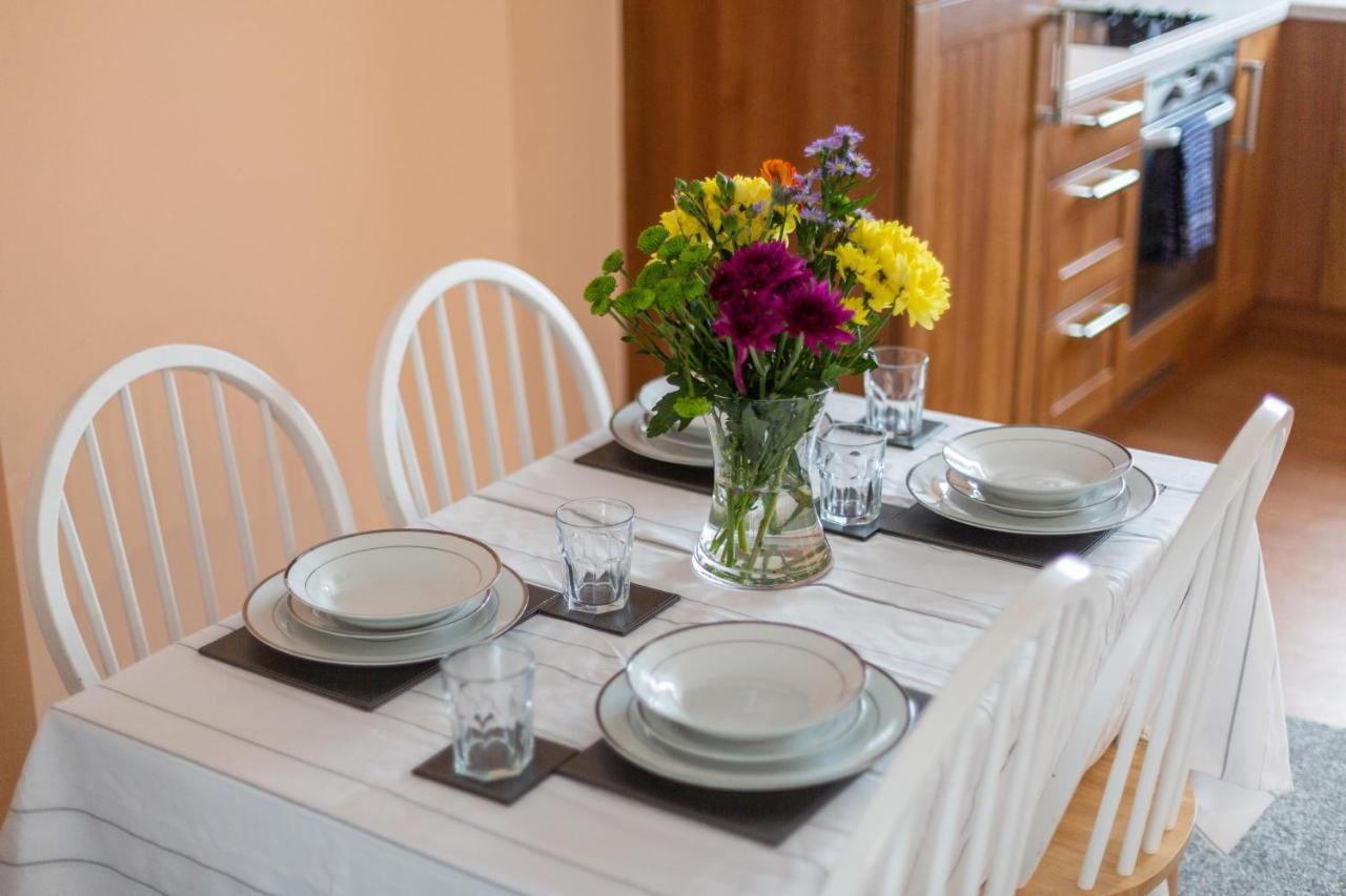 Meridian Bay Apartment Суонзи Екстериор снимка